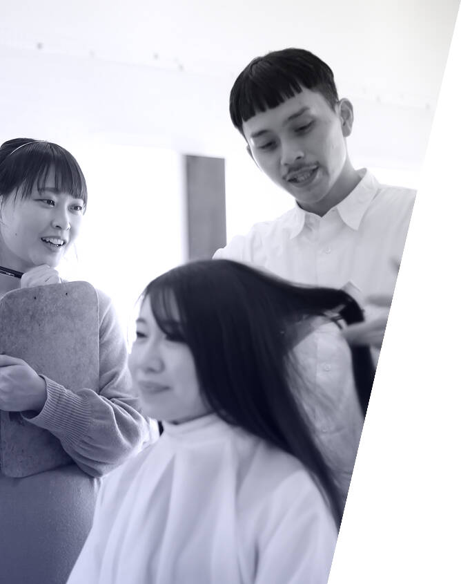 クリエイト美容専門学校の授業風景